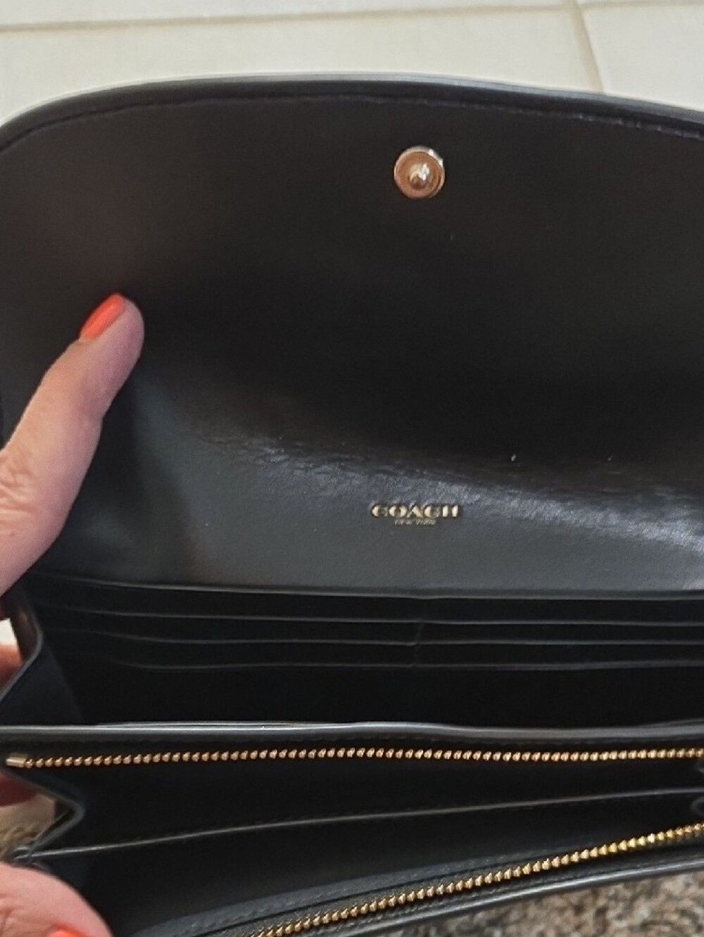 Coach Black Leather Continental Wallet with Gold Logo - Picture 5 of 5